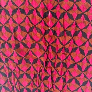 Long Sleeve Geometric Button-Front Women's tunic in Burgundy